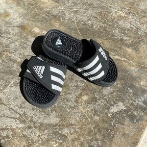 Boys Adidas Size 13 sandals